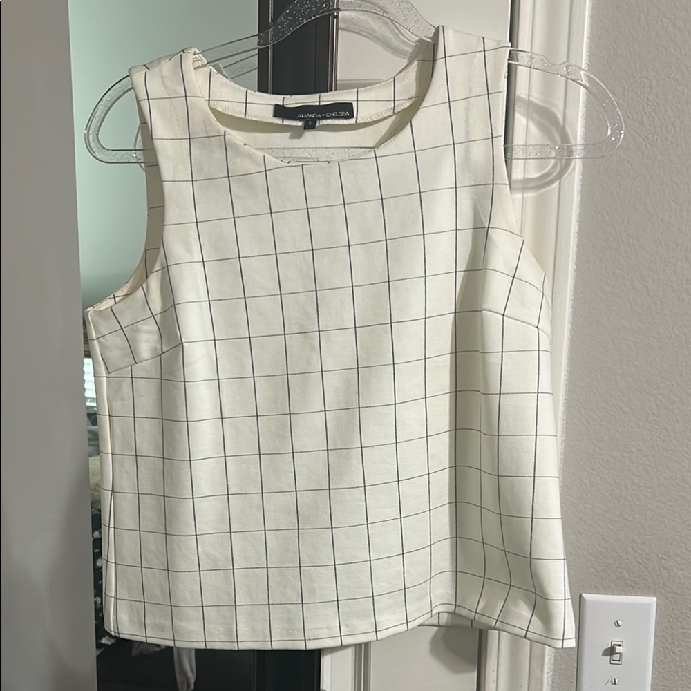 Amanda + Chelsea Grid Print Sleeveless Top - Size S